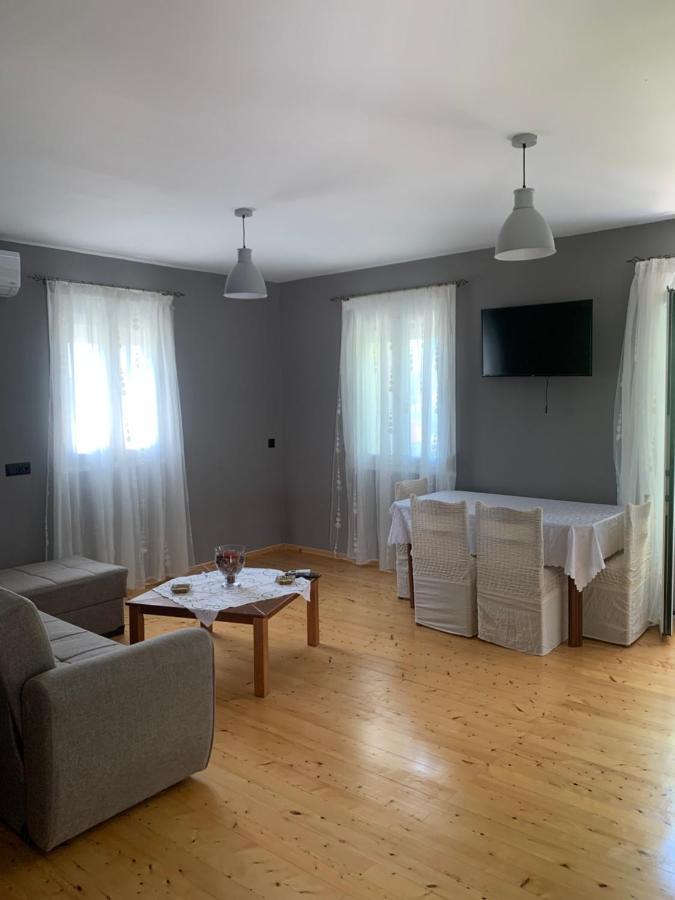 Ferienhaus Zizani Zizanio
